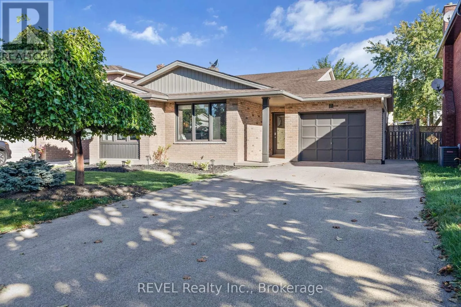 7 BASCARY CRESCENT