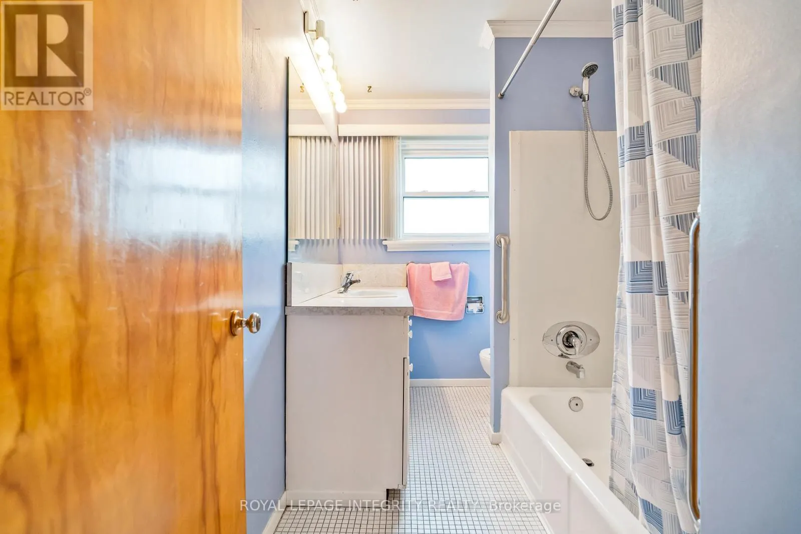 18 BROOKDALE AVENUE