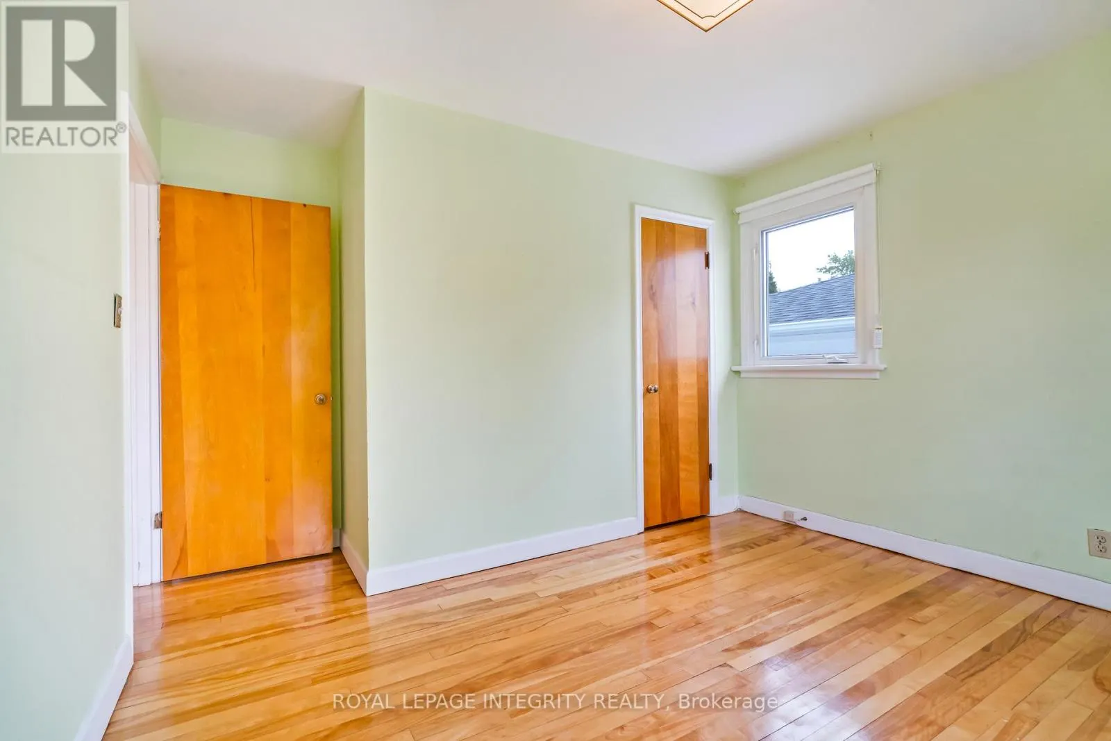 18 BROOKDALE AVENUE