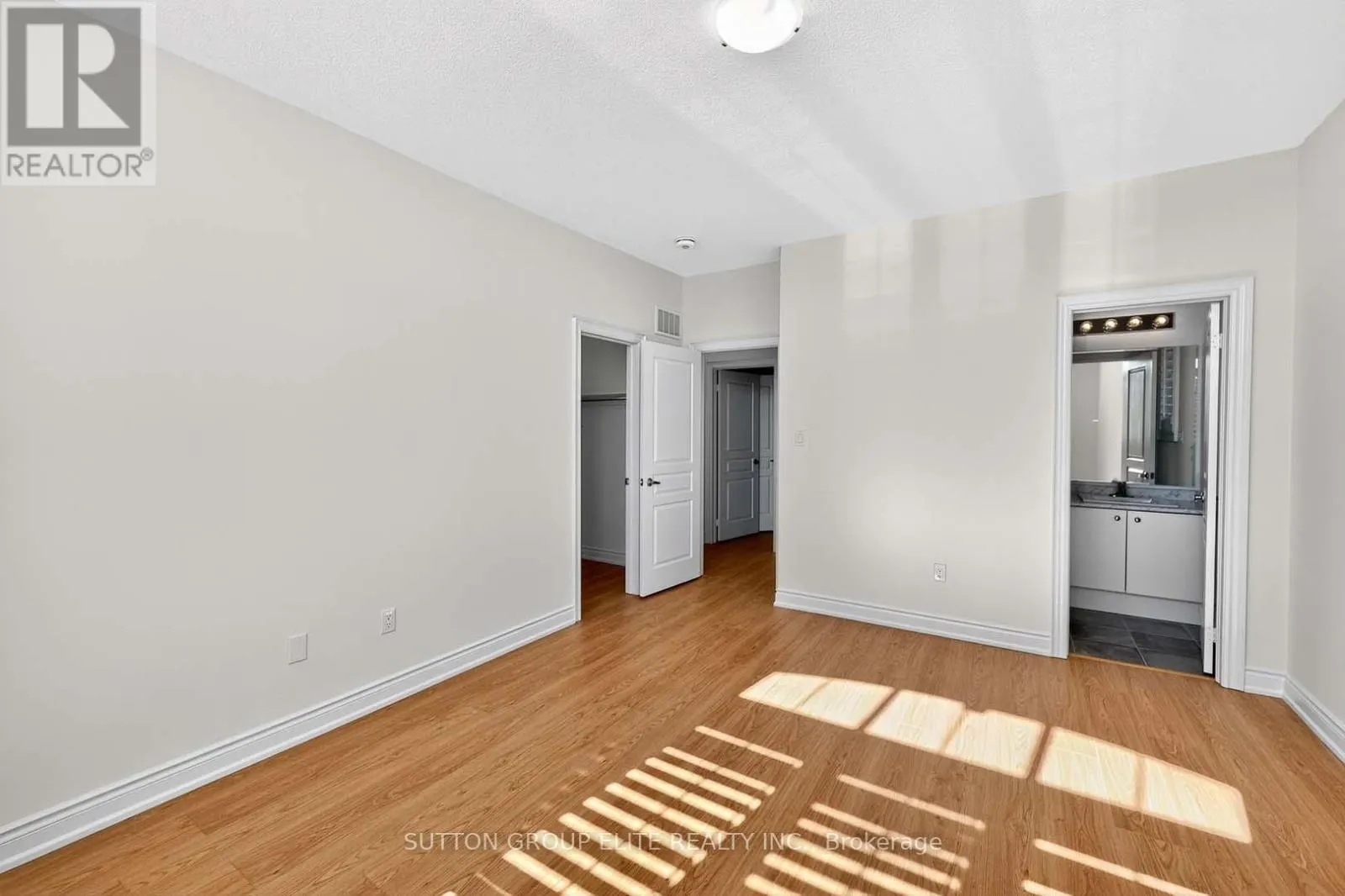 351 HUMPHREY STREET