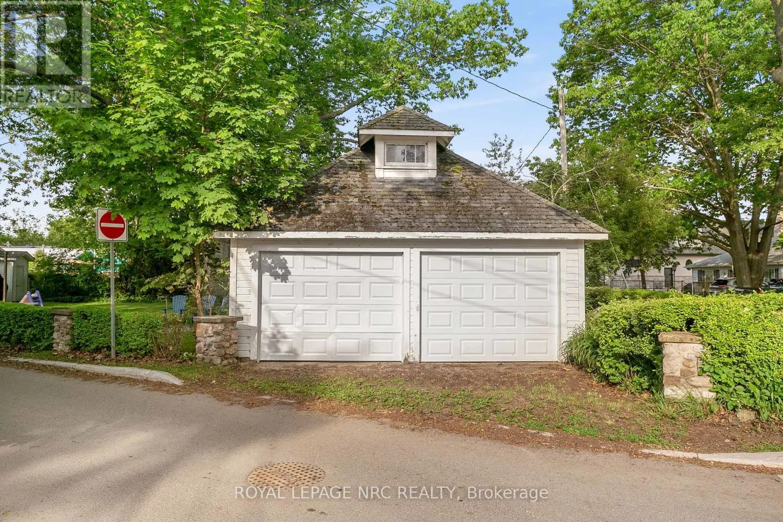 3786 TERRACE LANE