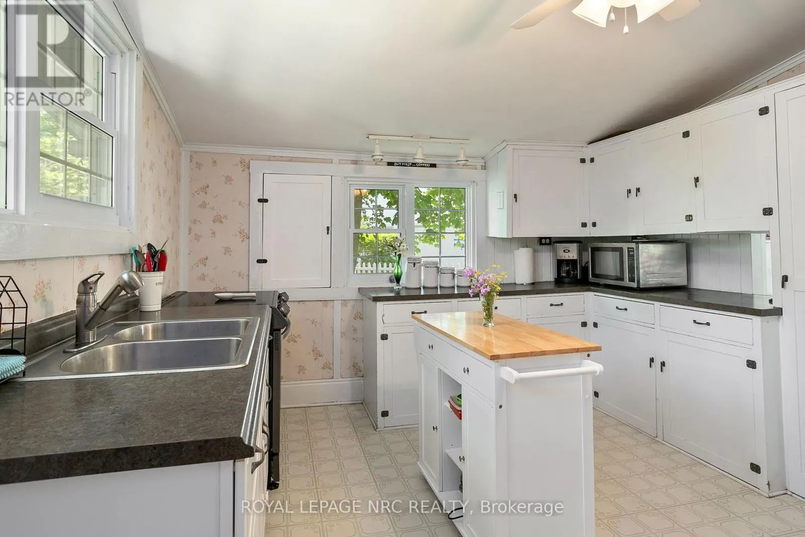 3786 TERRACE LANE