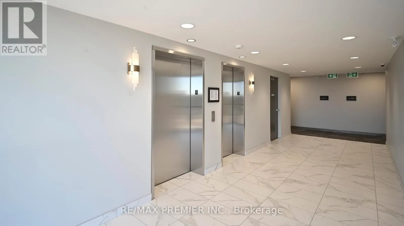 511 - 26 LOWES ROAD W
