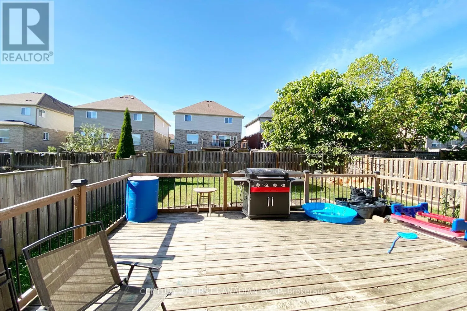 823 OAKCROSSING ROAD