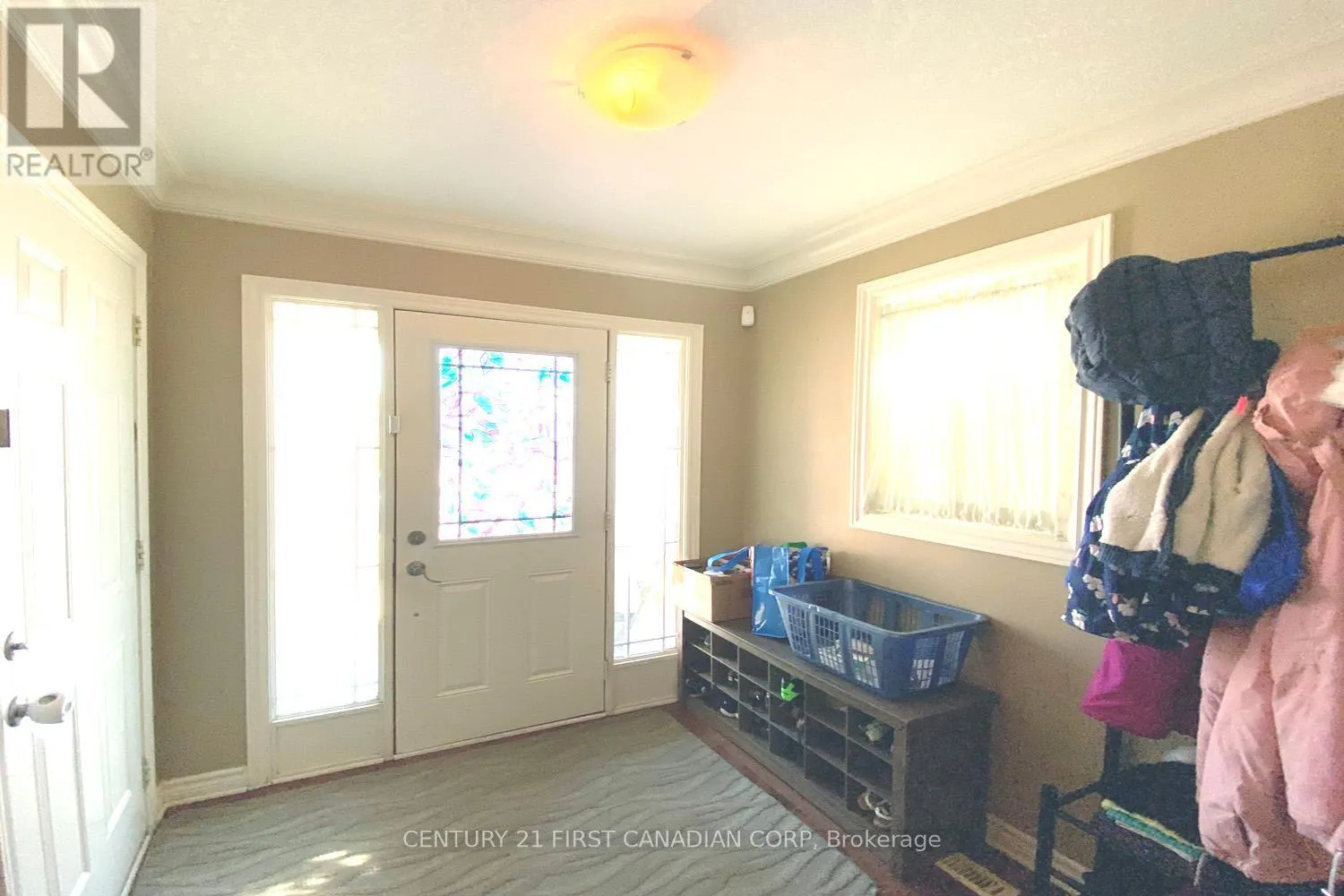 823 OAKCROSSING ROAD