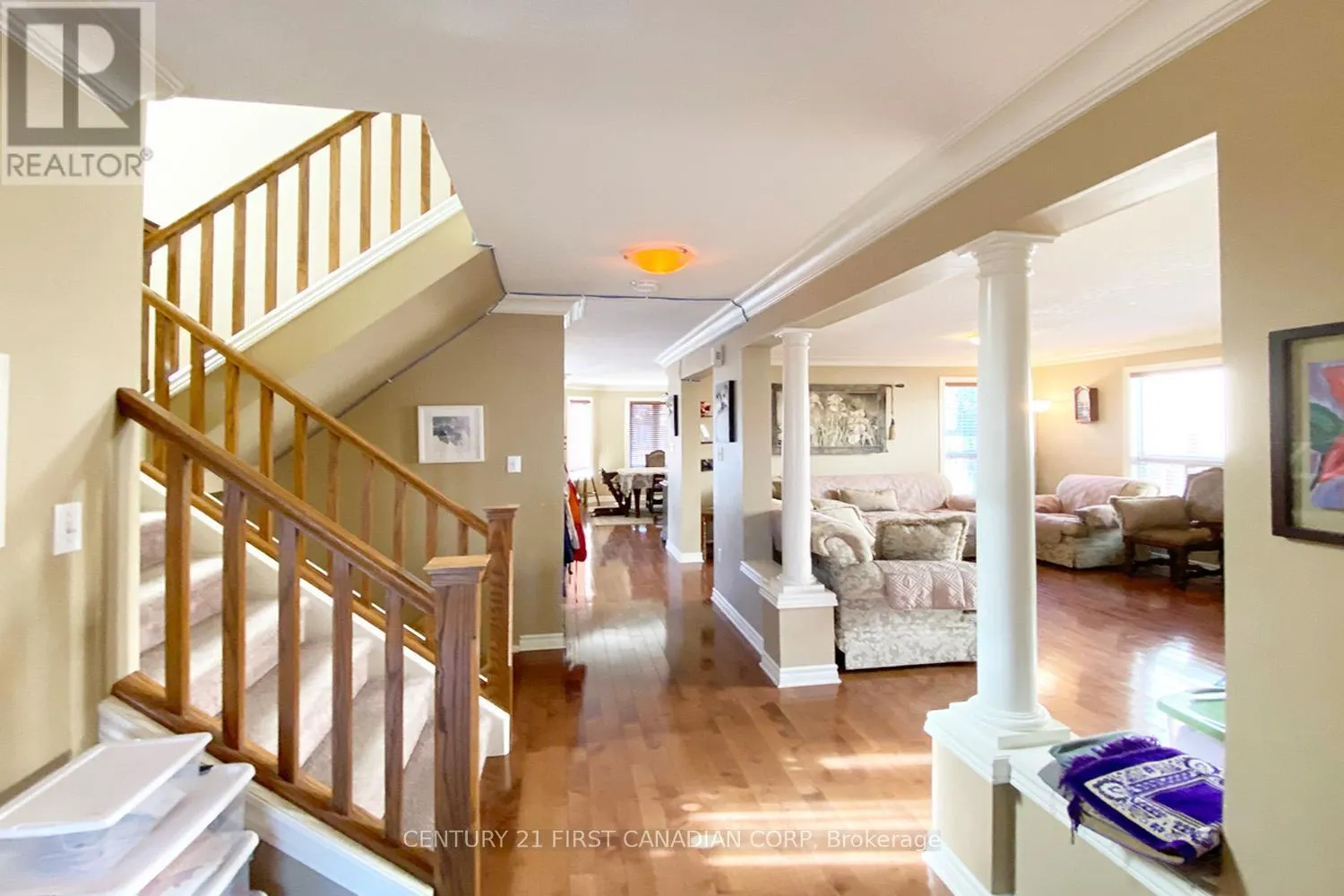 823 OAKCROSSING ROAD