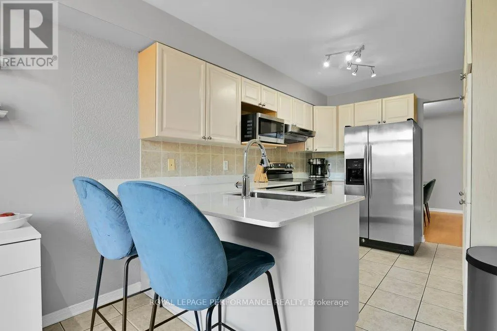 32 CARGROVE PRIVATE