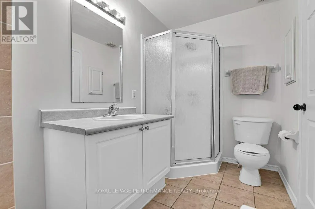 32 CARGROVE PRIVATE