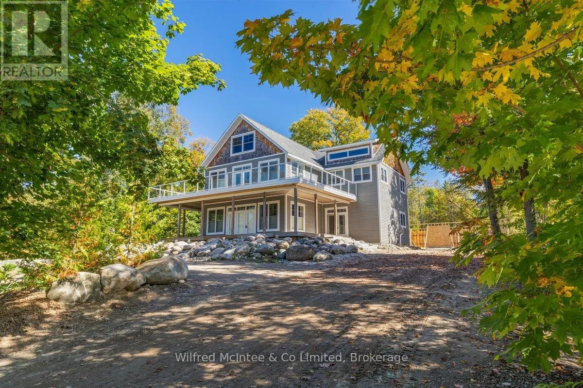 545 ECKFORD AVENUE