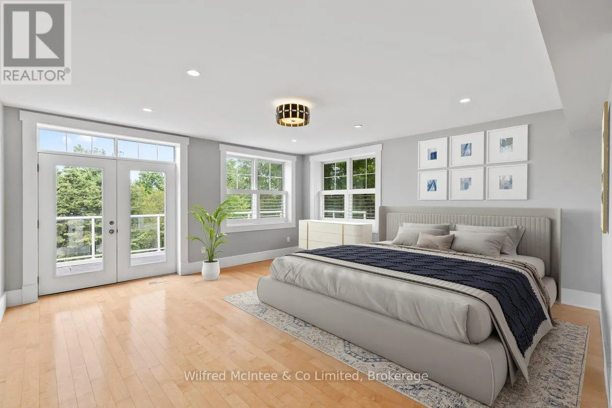 545 ECKFORD AVENUE