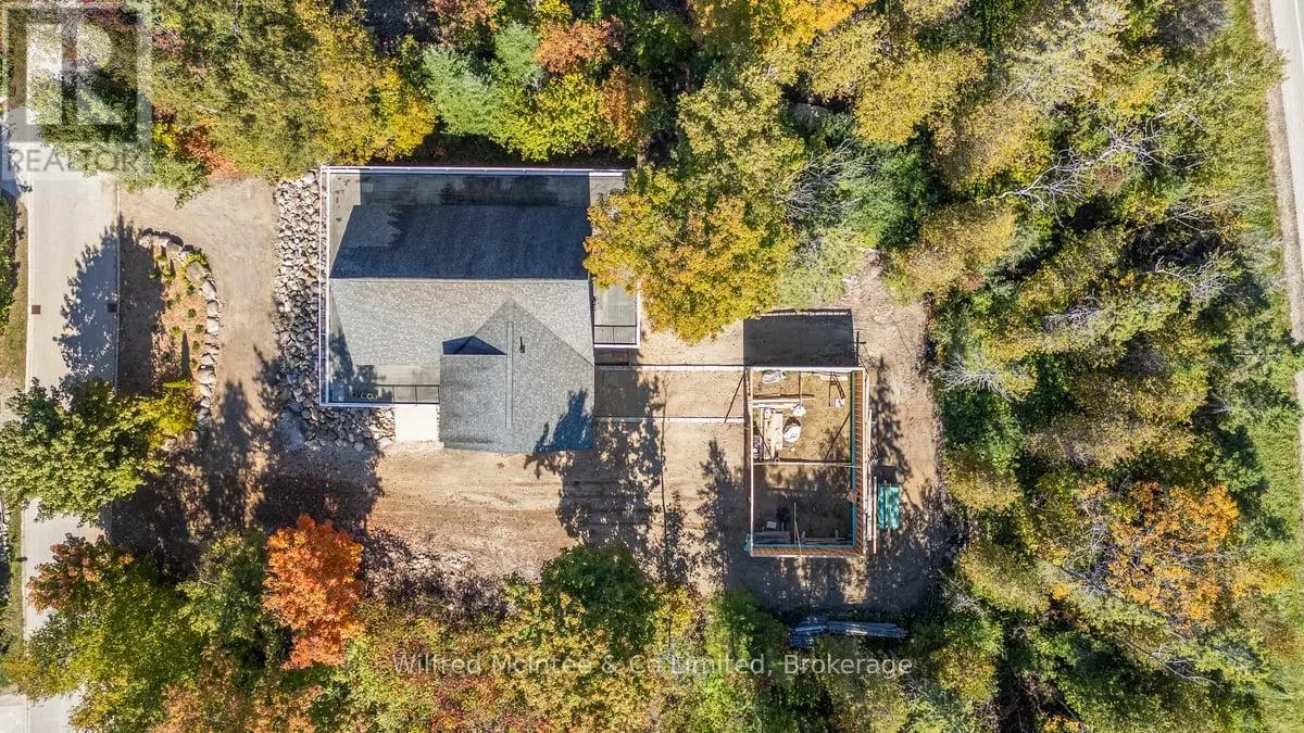 545 ECKFORD AVENUE