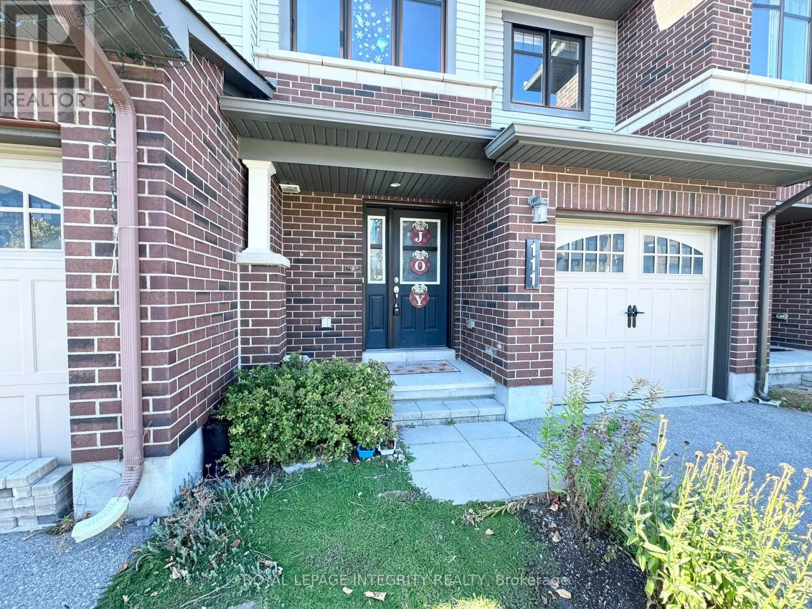 111 SWEETWATER LANE