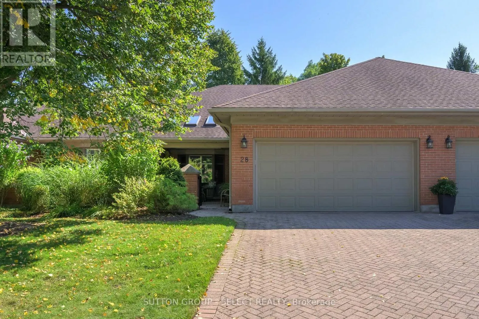 40 QUINELLA DRIVE
