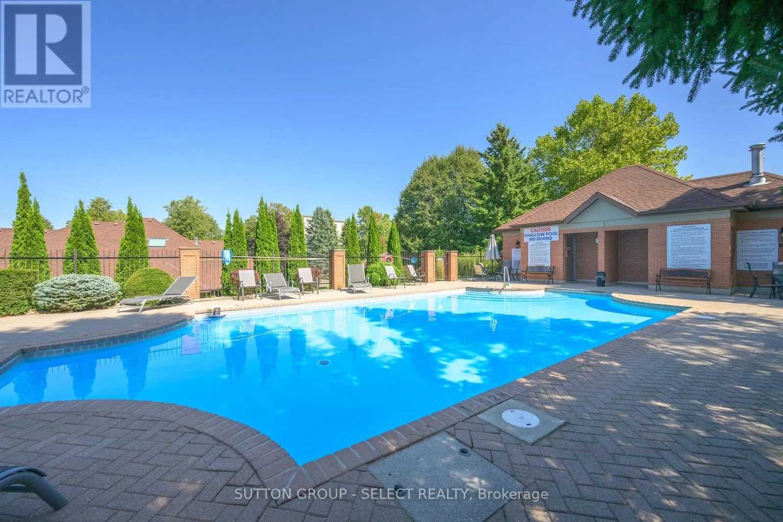 40 QUINELLA DRIVE