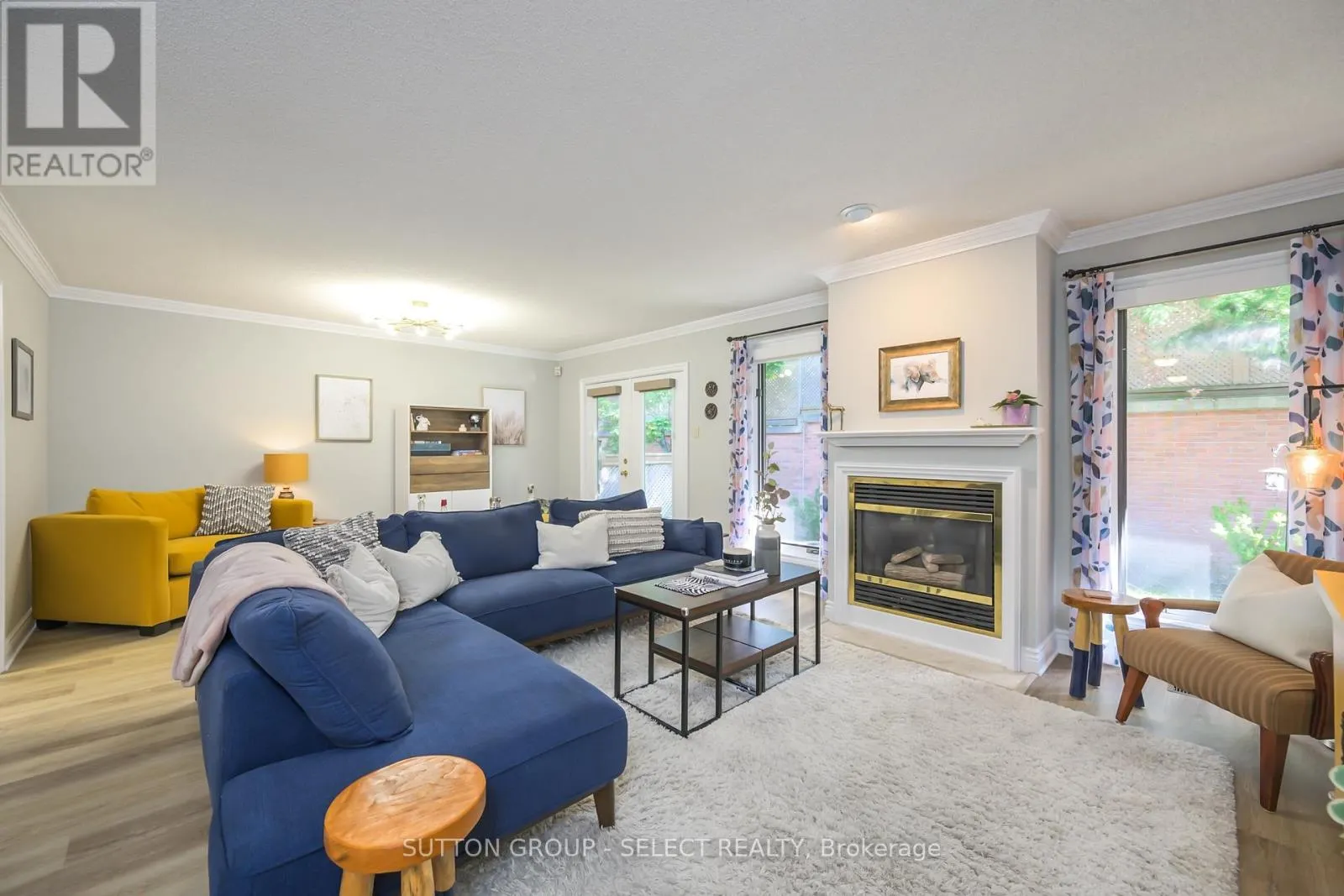40 QUINELLA DRIVE