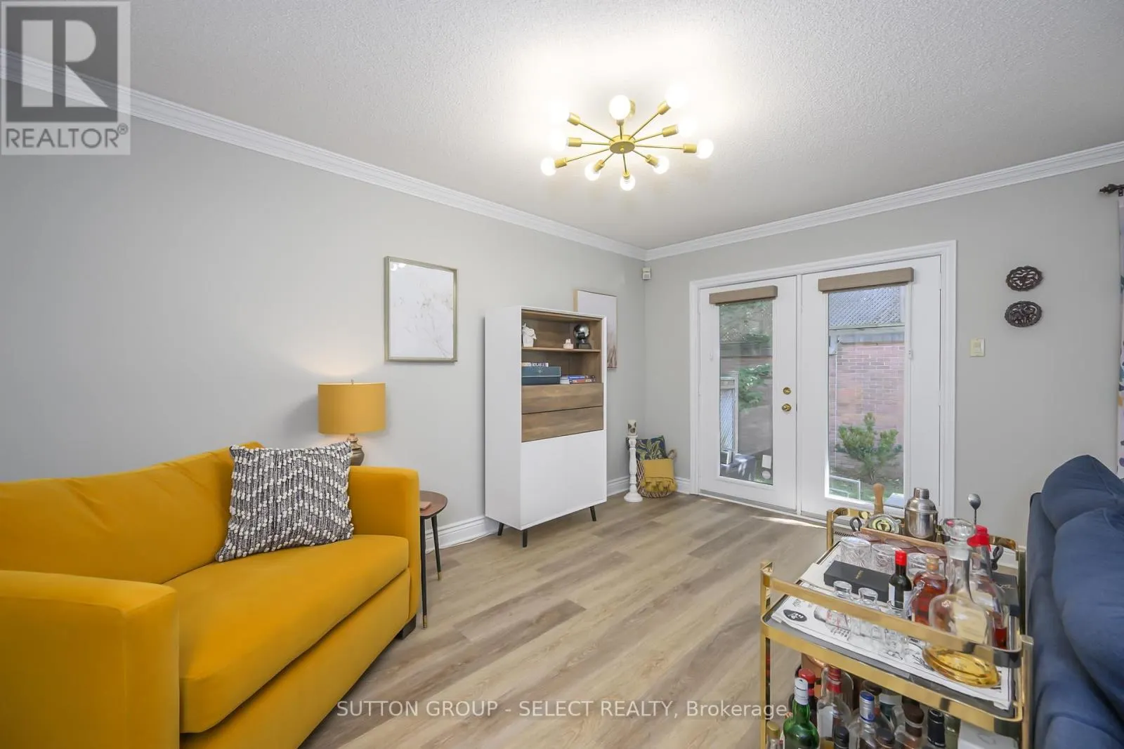40 QUINELLA DRIVE