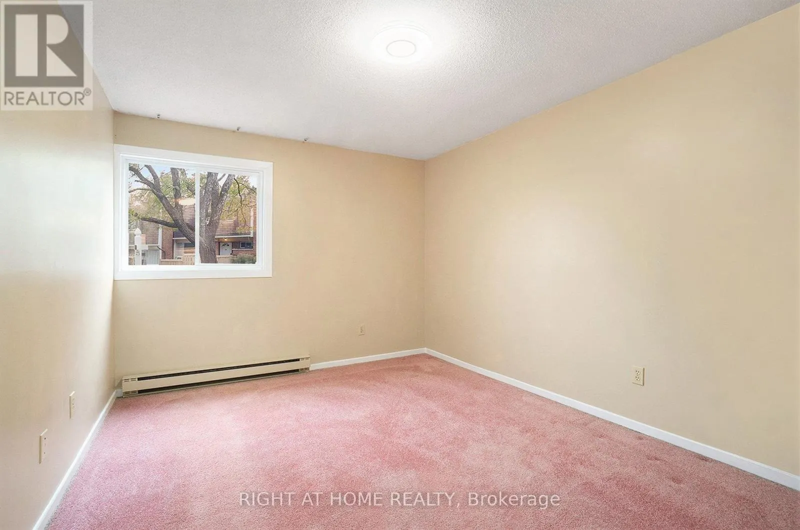59 - 2939 FAIRLEA CRESCENT