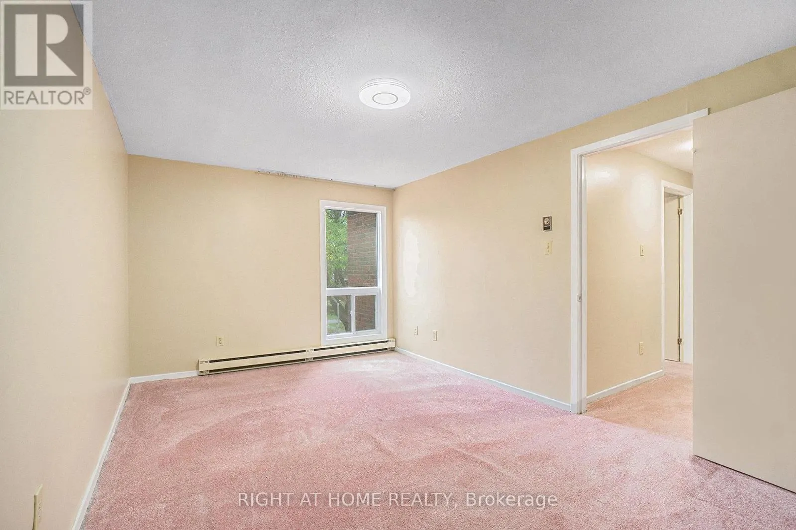 59 - 2939 FAIRLEA CRESCENT
