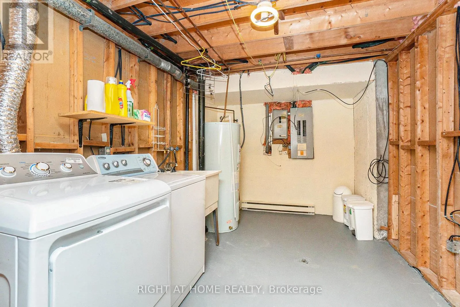 59 - 2939 FAIRLEA CRESCENT