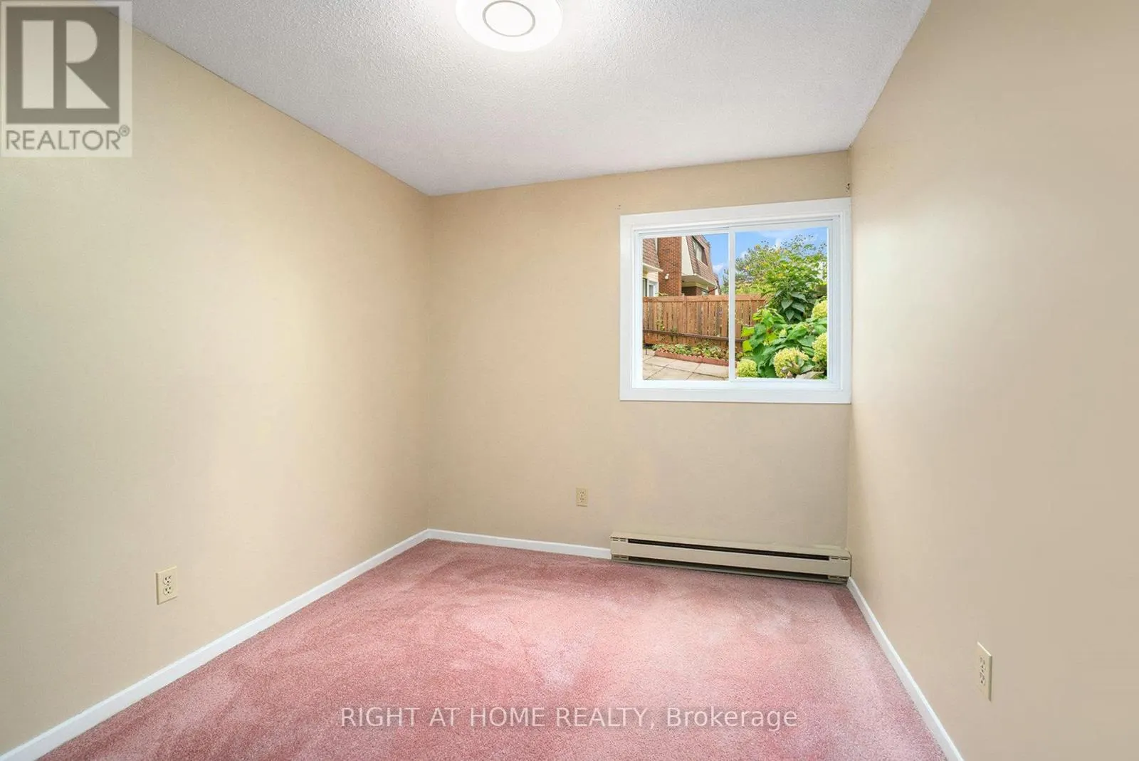 59 - 2939 FAIRLEA CRESCENT