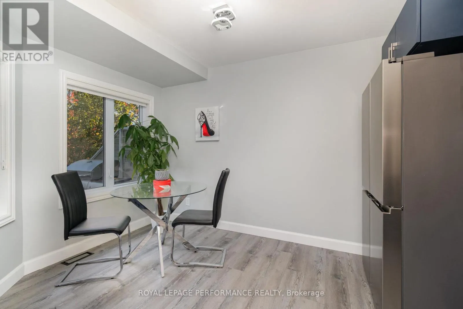 10 - 1150 CHIMNEY HILL WAY