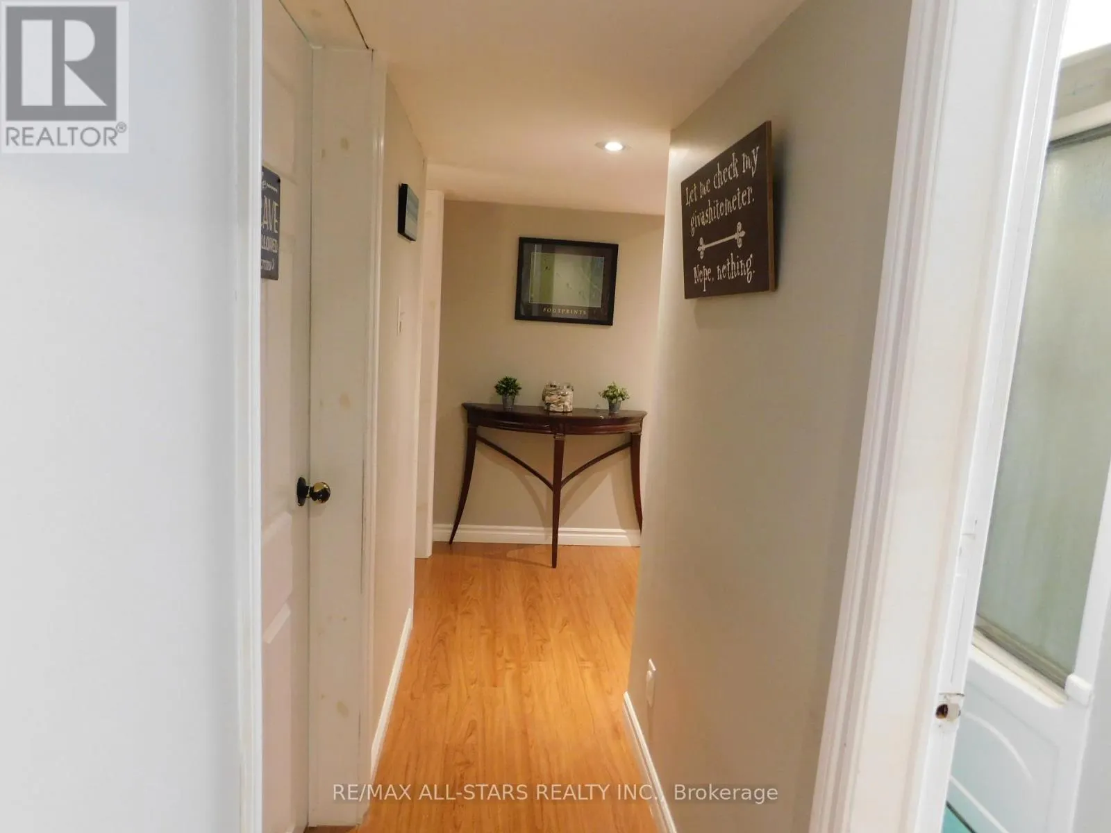 LOWER - 232 ANGELINE STREET N