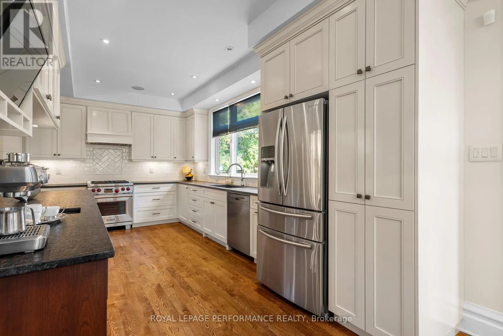 11 MARLOWE CRESCENT