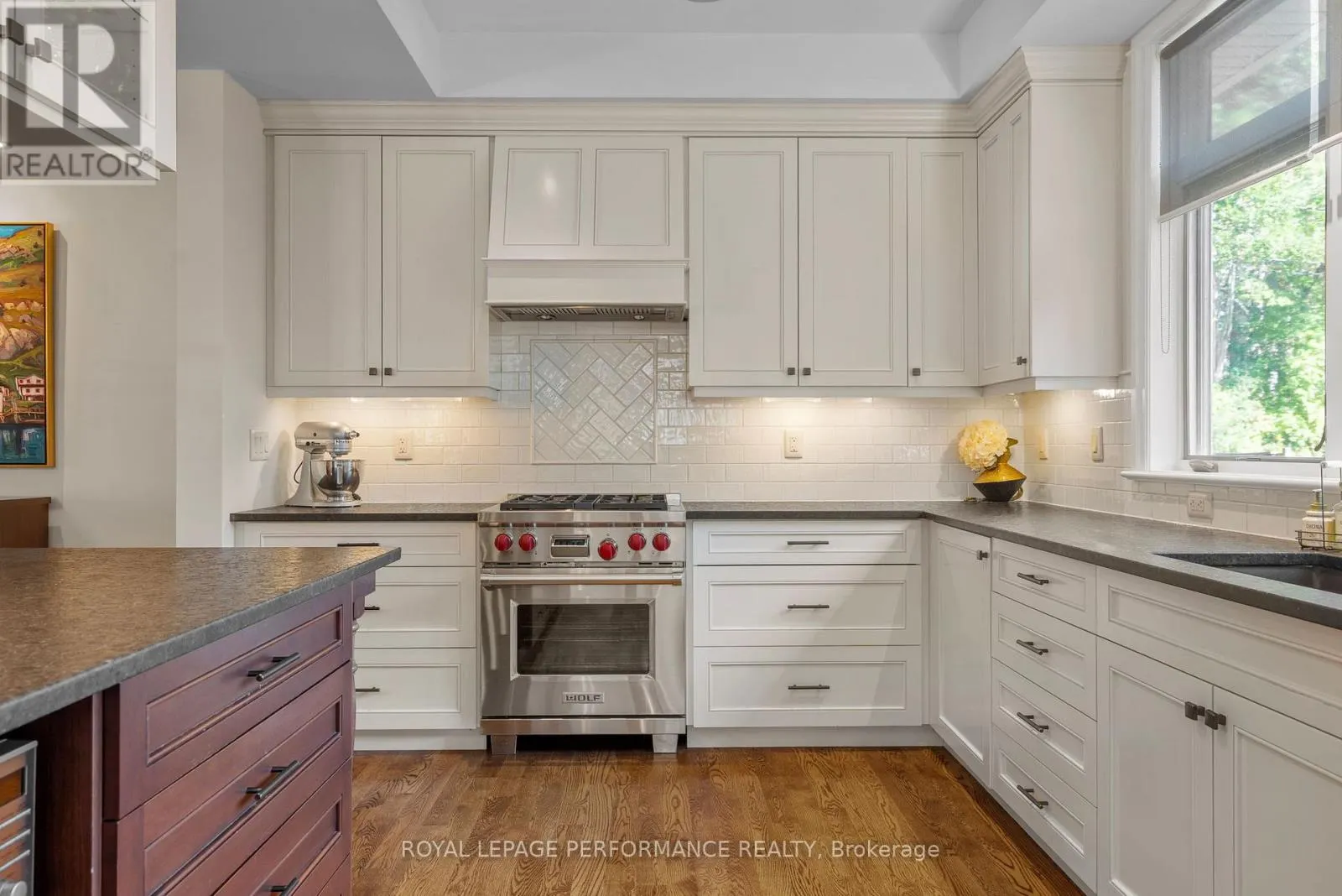 11 MARLOWE CRESCENT