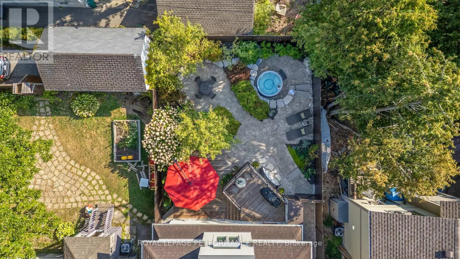 11 MARLOWE CRESCENT