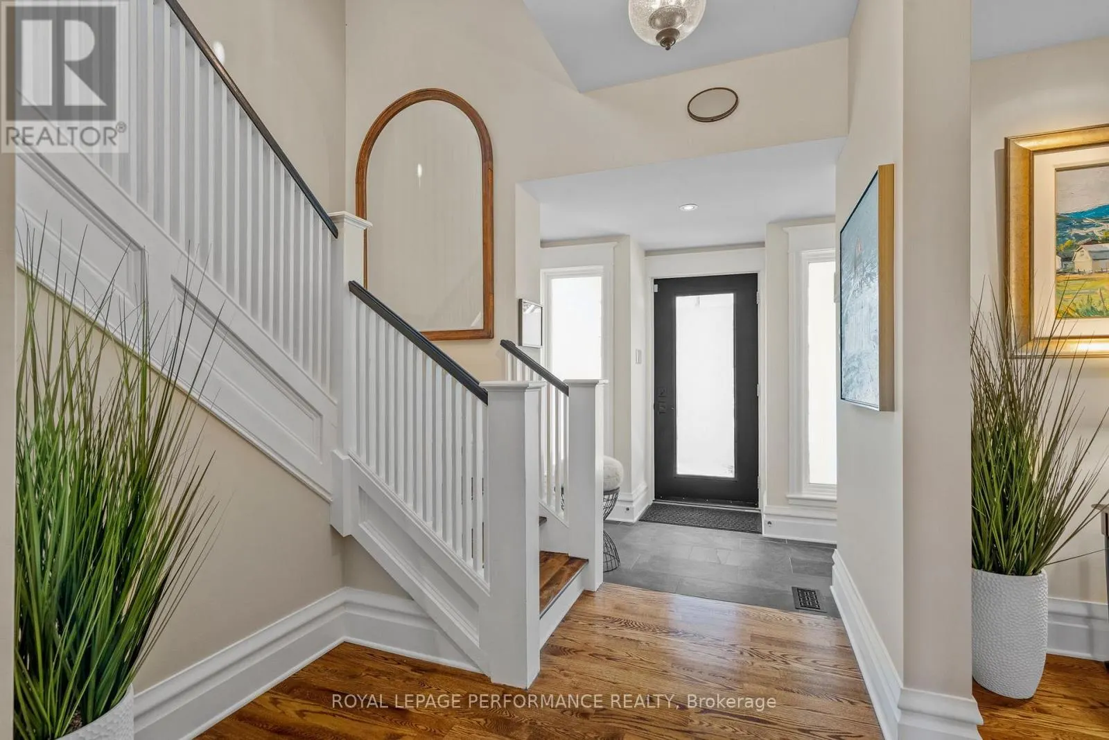 11 MARLOWE CRESCENT