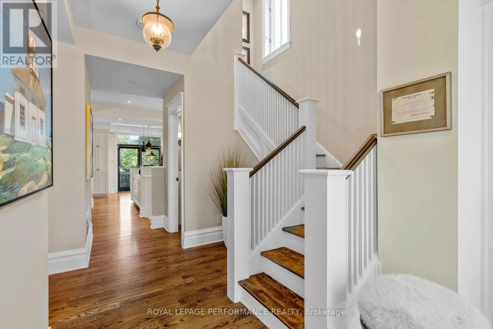 11 MARLOWE CRESCENT