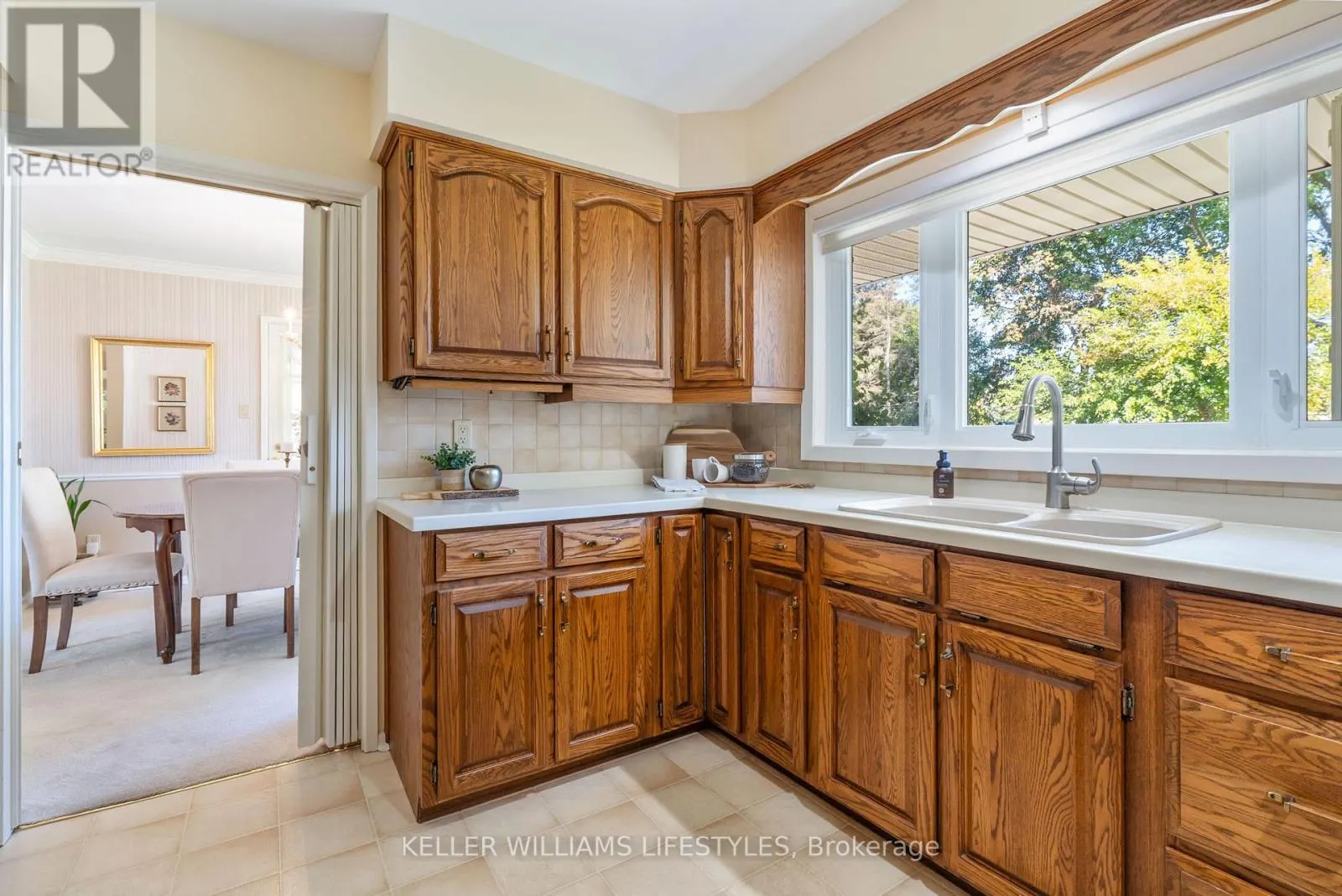 1618 STONEYBROOK CRESCENT