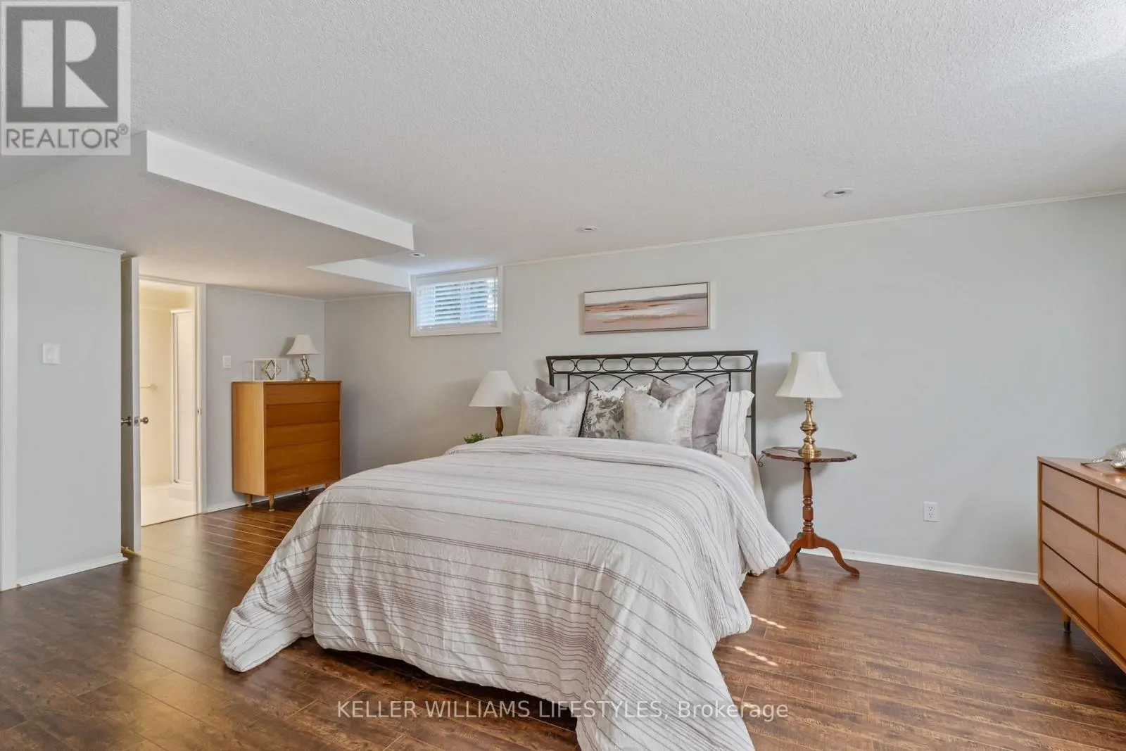 1618 STONEYBROOK CRESCENT