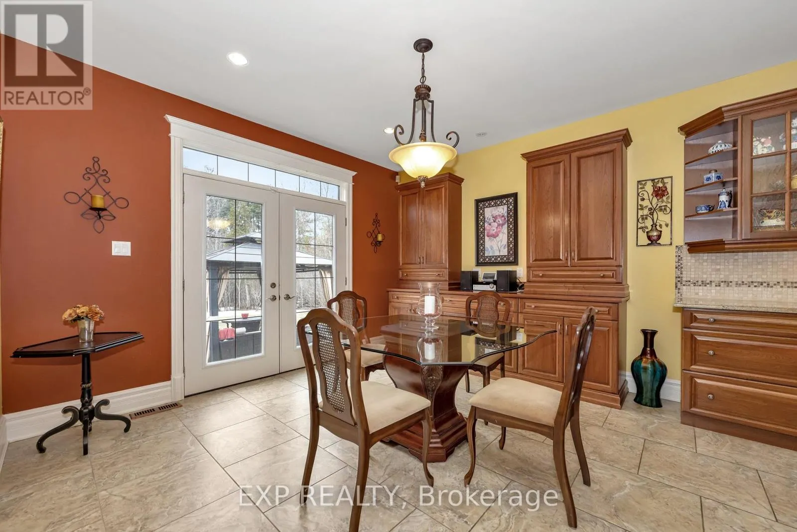 104 SENTINEL PINE WAY