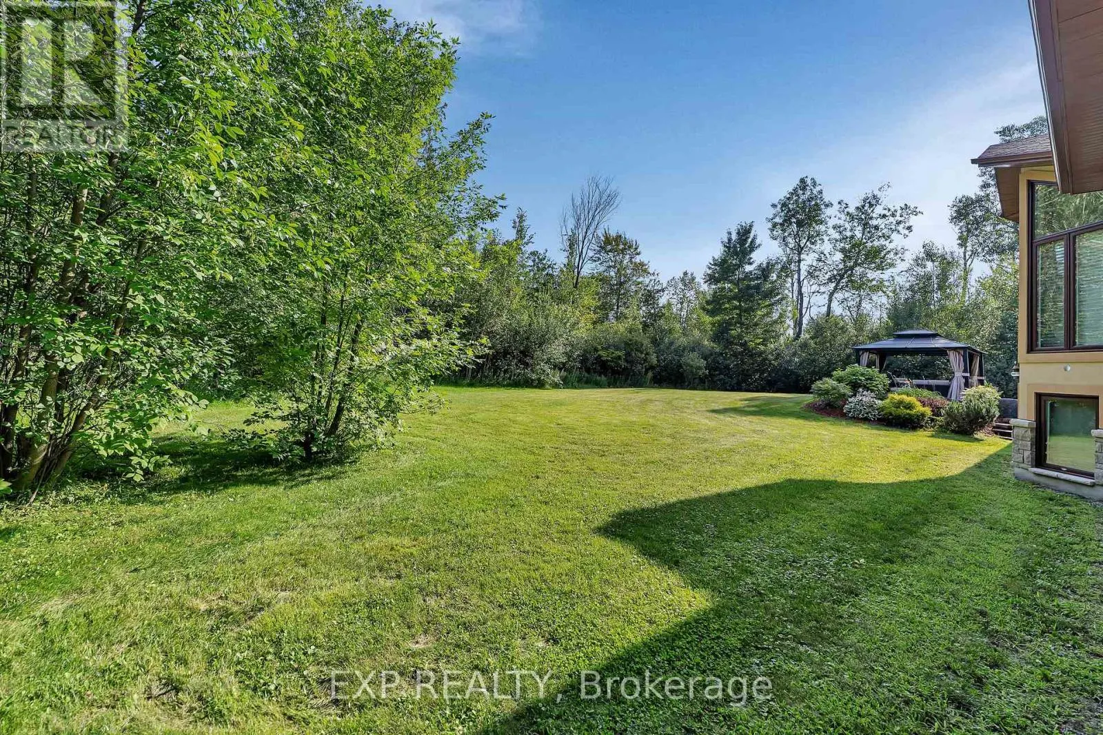 104 SENTINEL PINE WAY