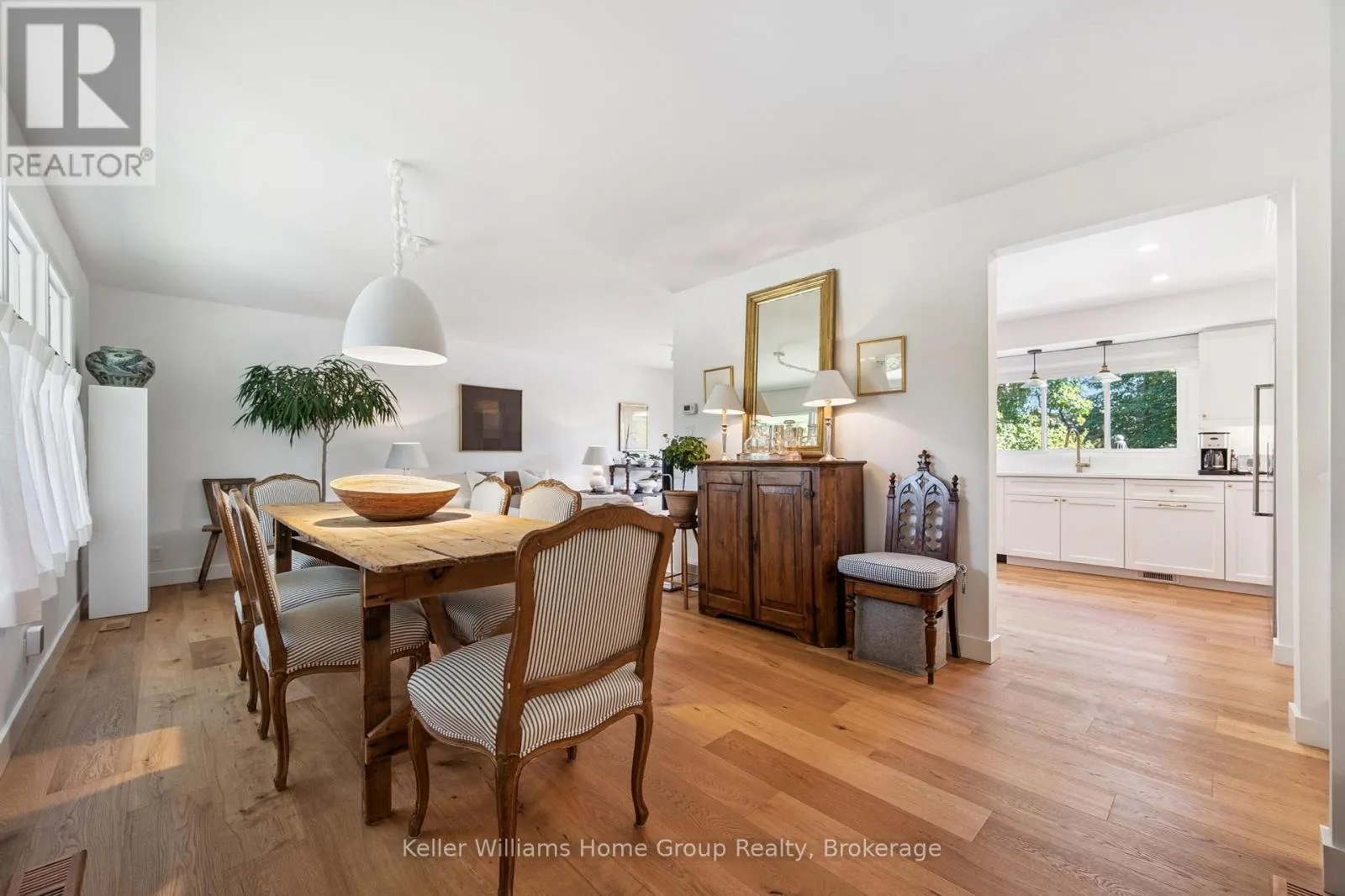 6 KIMBERLEY DRIVE