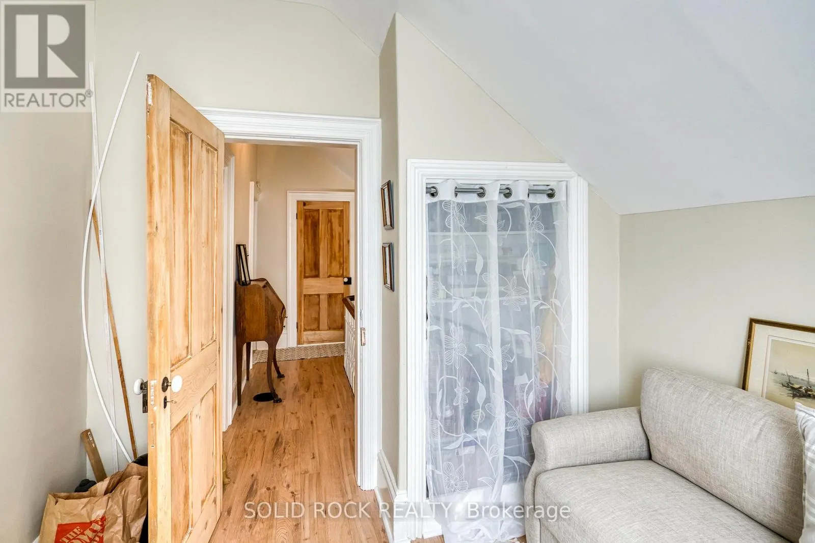 33A AND 33B NAPOLEON STREET
