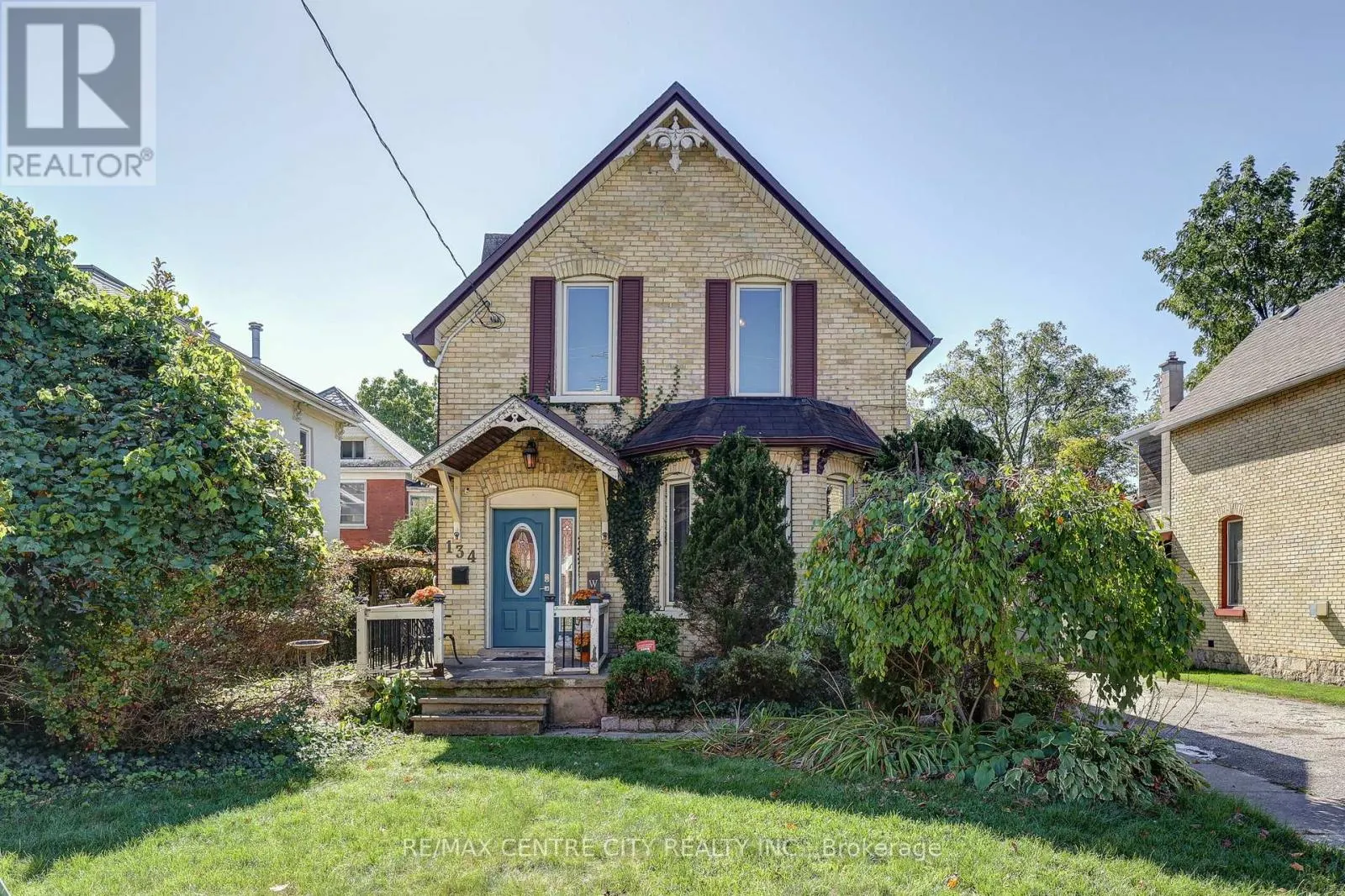 134 WELLINGTON STREET