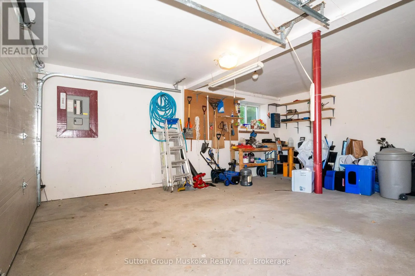 7 GLENWOOD DRIVE