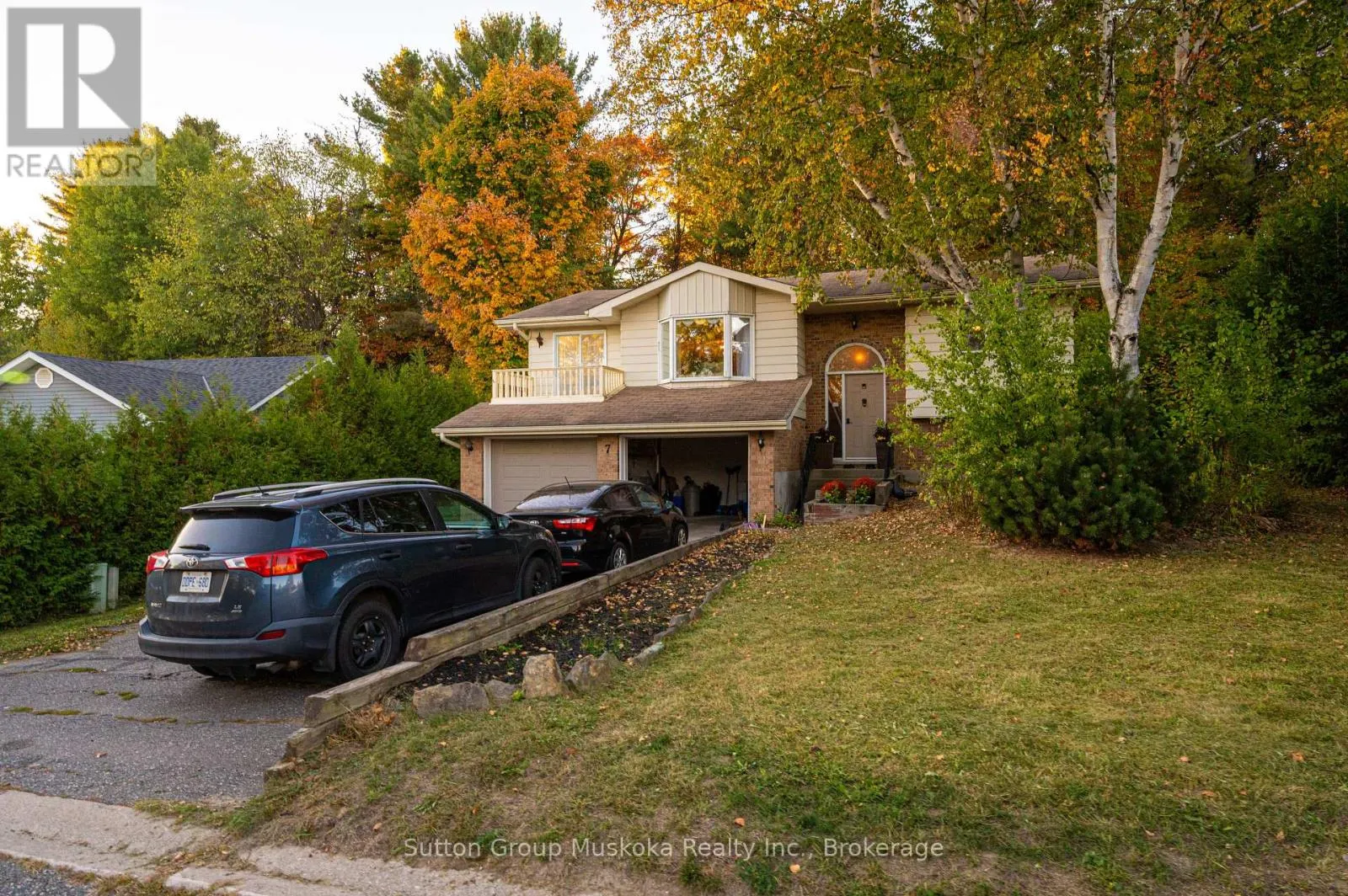 7 GLENWOOD DRIVE