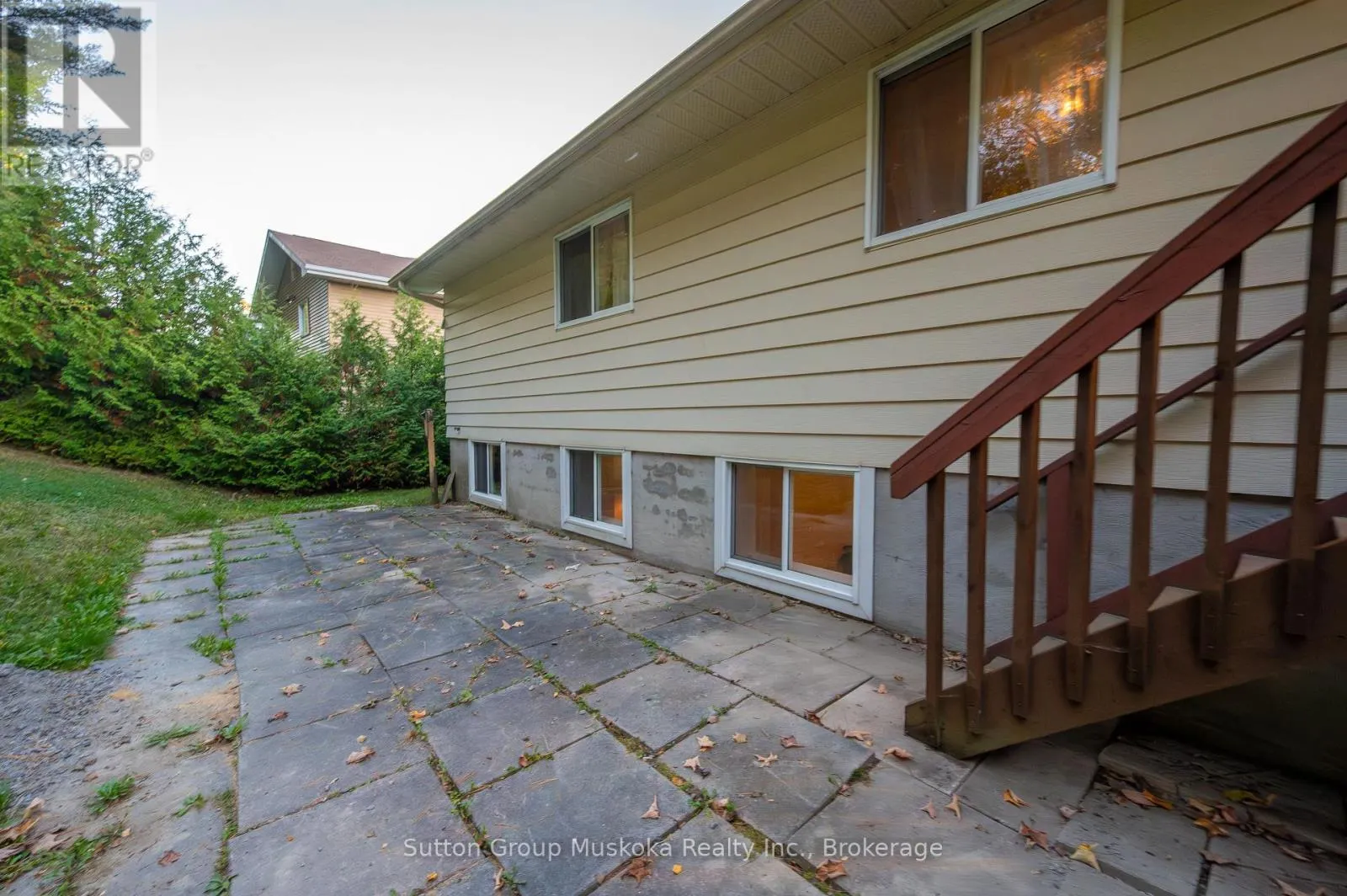 7 GLENWOOD DRIVE