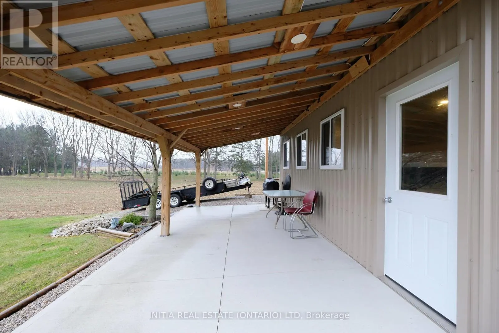 7284 CALVERT DRIVE