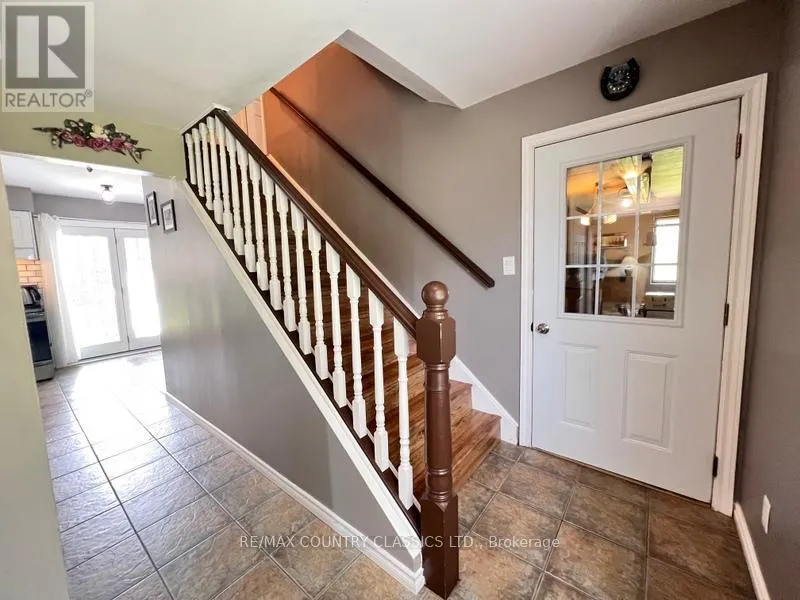 76 YORK RIVER DRIVE