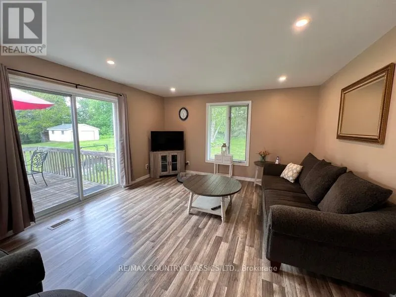 76 YORK RIVER DRIVE