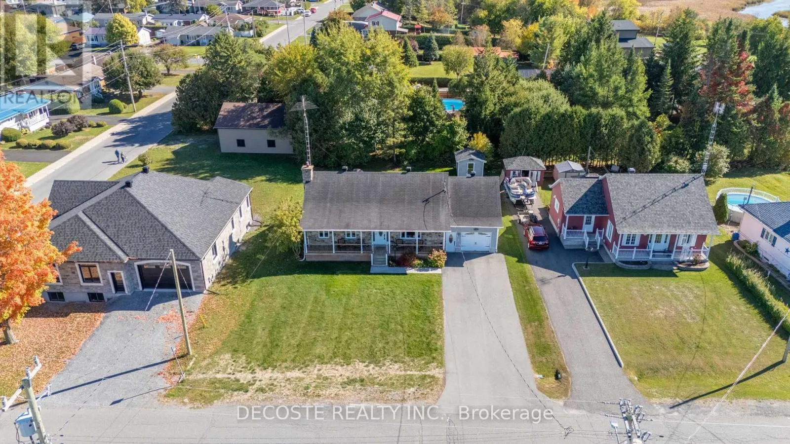 20322 LOCHIEL STREET W