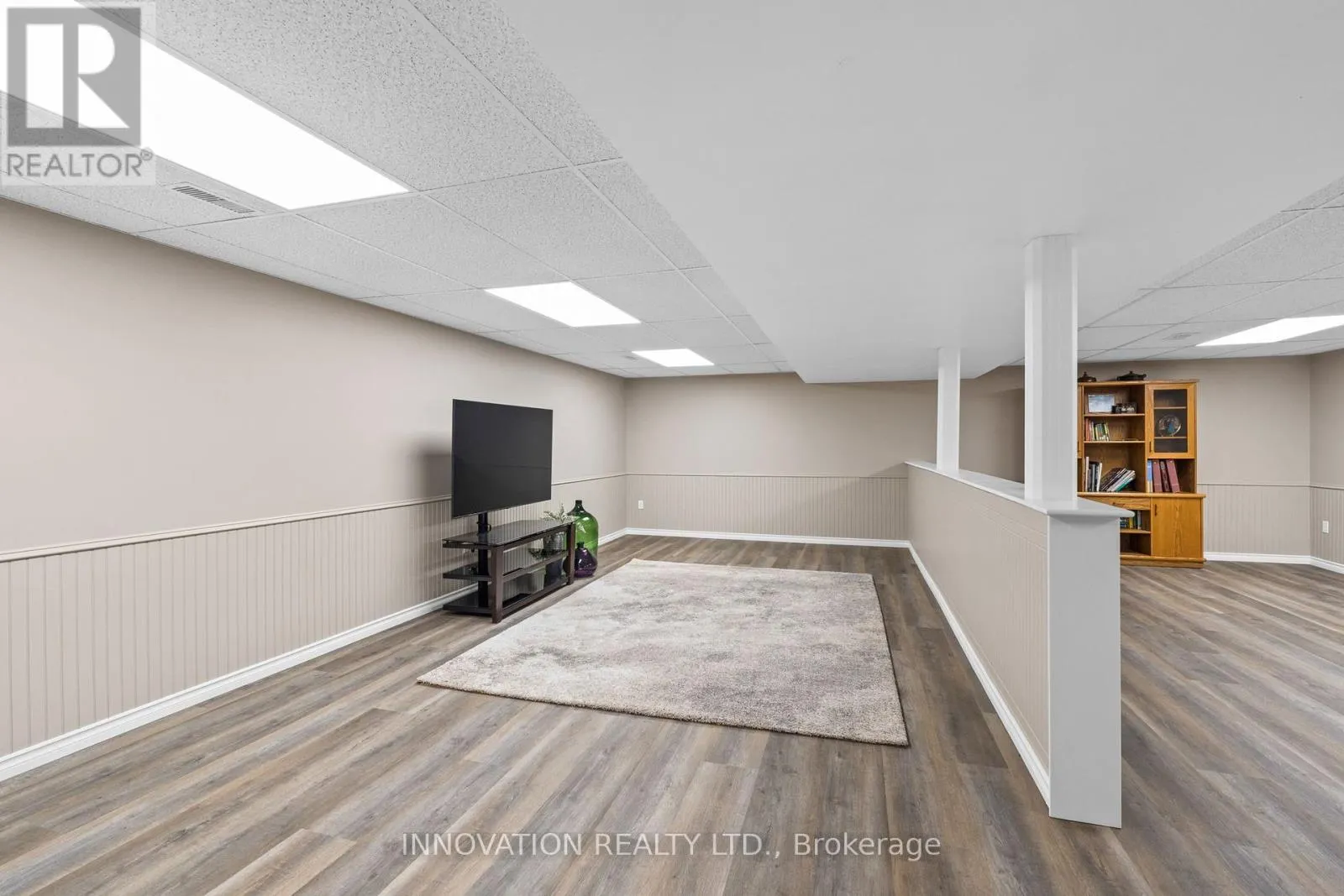1332 DONALD B. MUNRO DRIVE