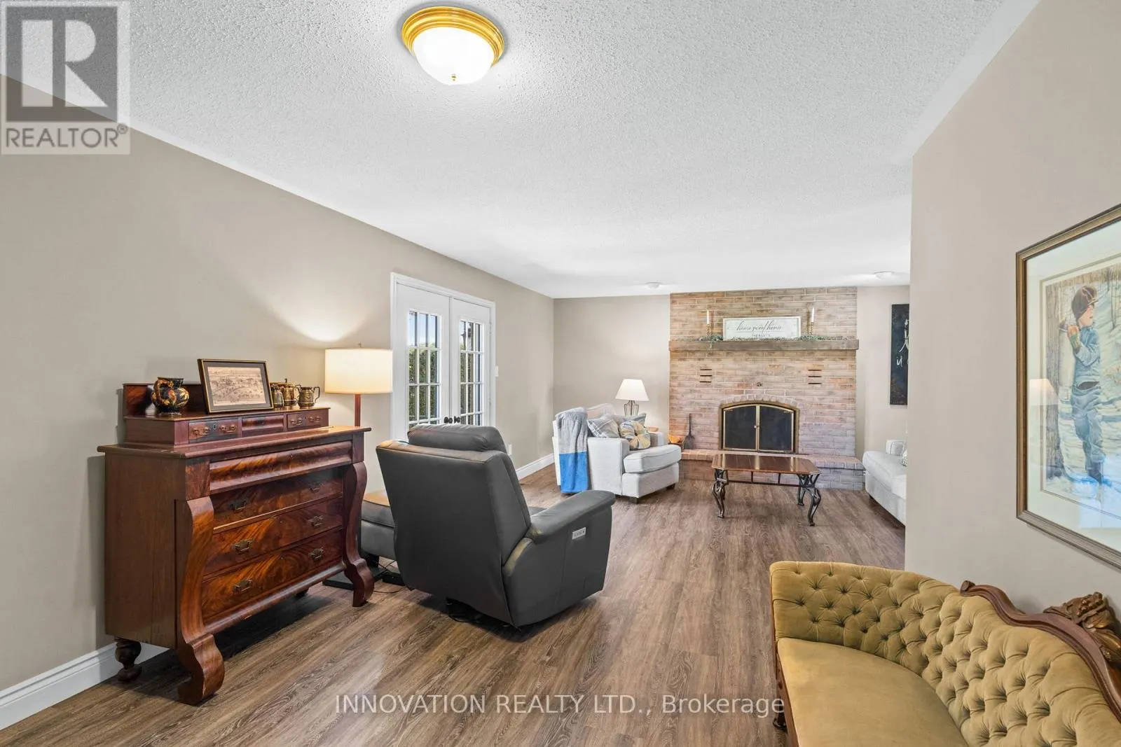 1332 DONALD B. MUNRO DRIVE
