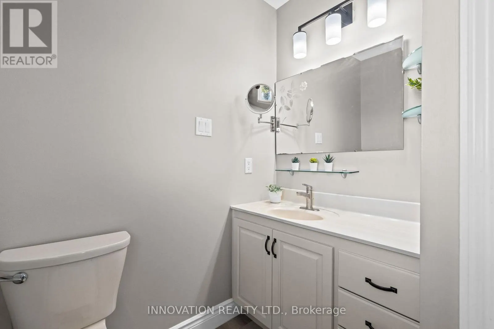 1332 DONALD B. MUNRO DRIVE