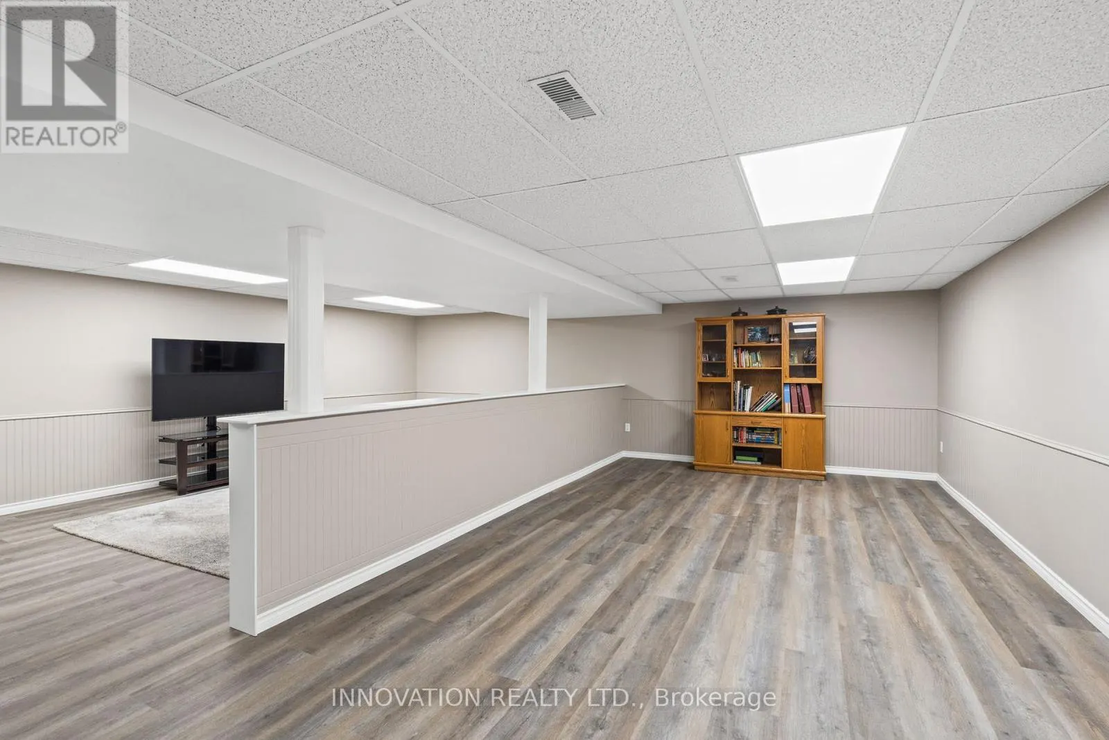 1332 DONALD B. MUNRO DRIVE