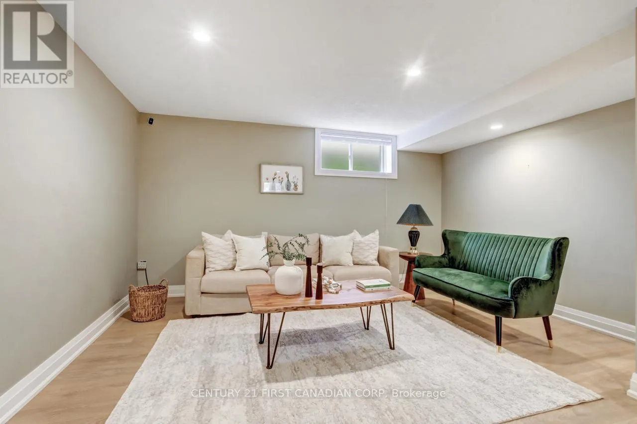 1447 KAINS WOODS TERRACE